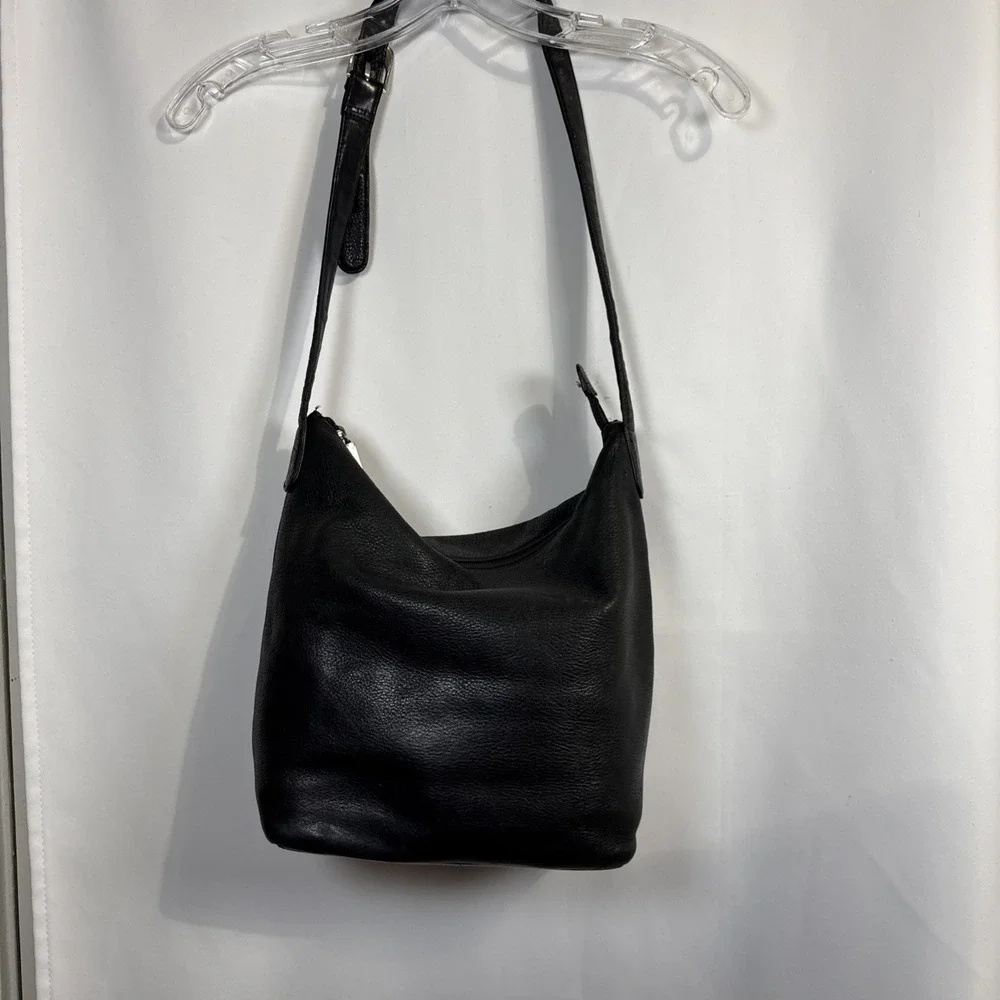 Stone Mountain Leather Crossbody Bag Black Gold Hardware Shoulder Purse